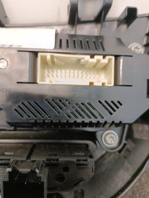 Image Commande chauffage - FORD FOCUS 3