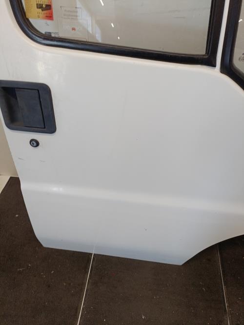 Image Porte avant droit - PEUGEOT BOXER 1
