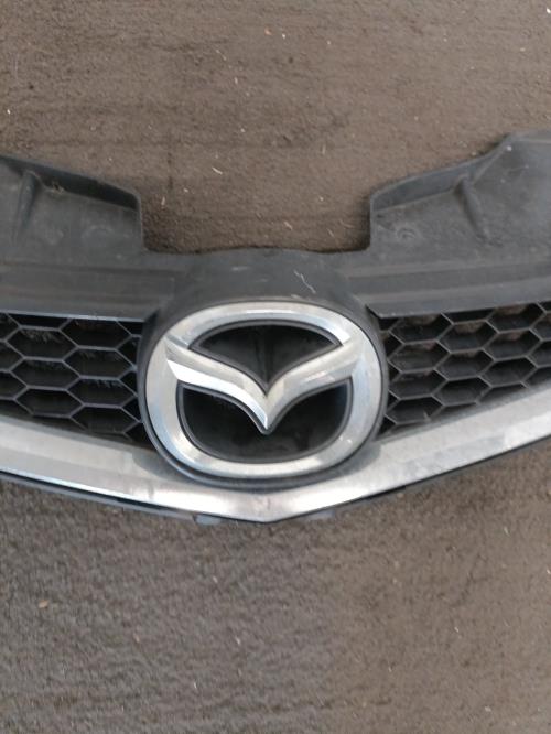 Image Calandre - MAZDA 5 1