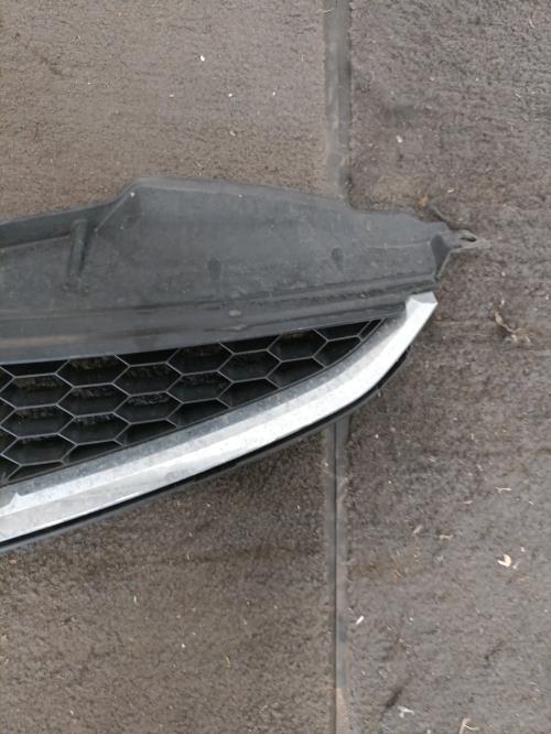 Image Calandre - MAZDA 5 1