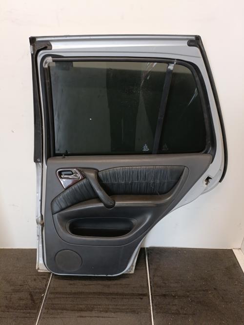 Image Porte arriere droit - MERCEDES CLASSE M 163