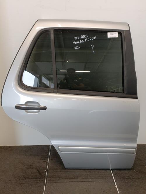 Image Porte arriere droit - MERCEDES CLASSE M 163