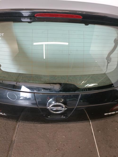 Image Malle/Hayon arriere - OPEL ASTRA J