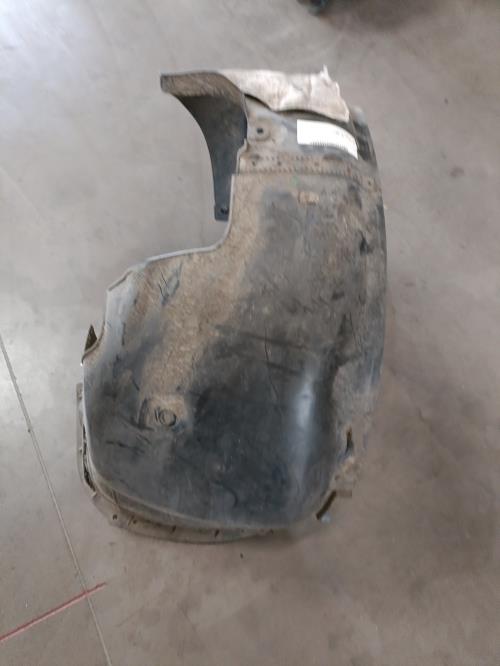 Image Pare boue avant gauche - HYUNDAI I 30 3