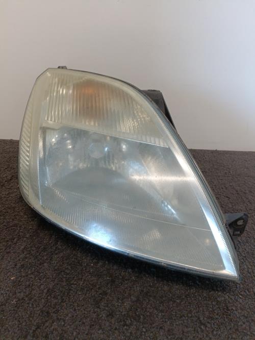 Image Optique avant principal droit (feux)(phare) - FORD FIESTA 5