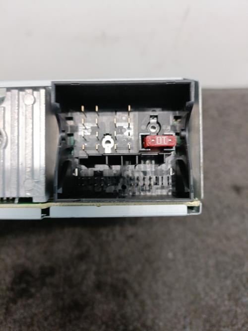 Image Autoradio d'origine - PEUGEOT 5008 1
