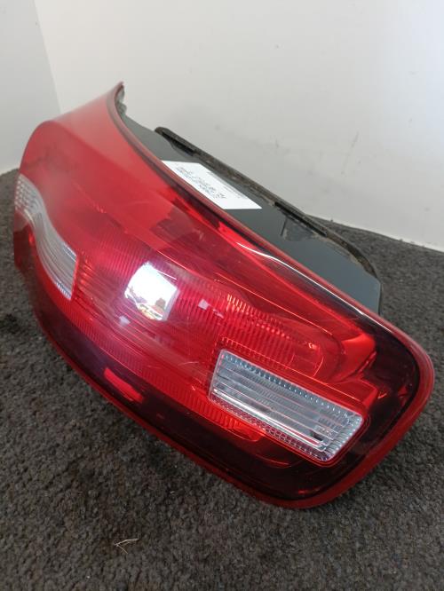 Image Feu arriere principal gauche (feux) - CITROEN C4 PICASSO 2