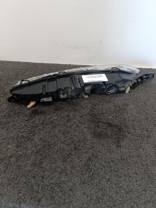 Image Feu diurne avant gauche - CITROEN C4 PICASSO 2