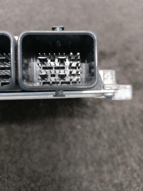 Image Calculateur moteur - RENAULT CLIO 4