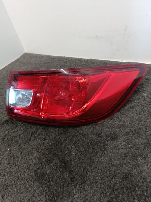 Image Feu arriere principal droit (feux) - RENAULT CLIO 4