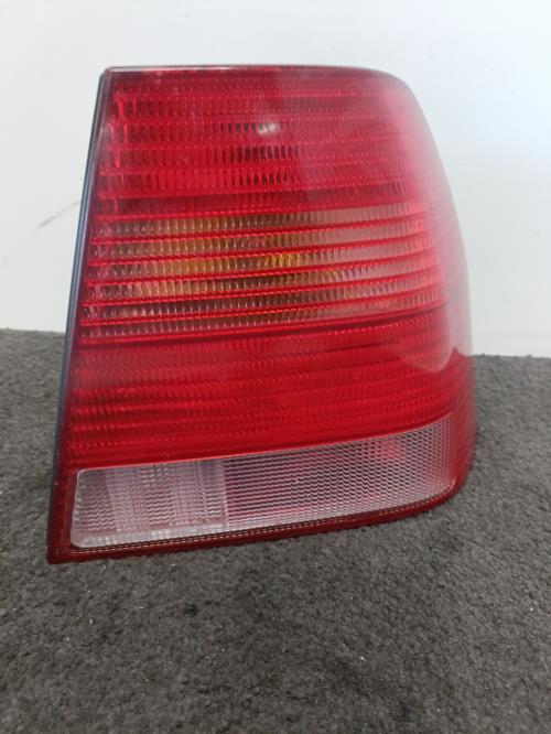 Image Feu arriere principal droit (feux) - VOLKSWAGEN BORA