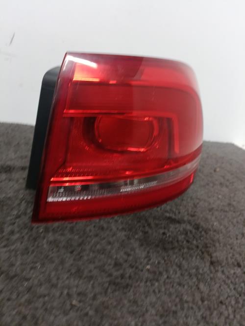 Image Feu arriere principal droit (feux) - VOLKSWAGEN PASSAT 6