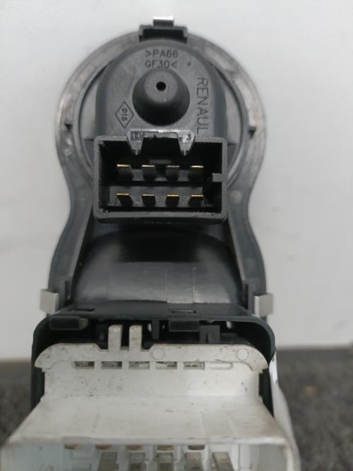 Image Interrupteur de leve vitre avant gauche - RENAULT MODUS