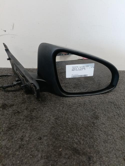 Image Retroviseur droit - TOYOTA YARIS 3