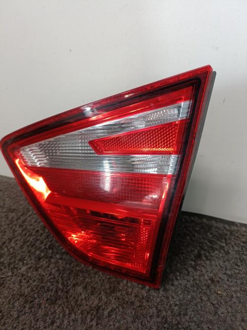 Image Feu arriere secondaire droit (feux) - SEAT TOLEDO 4