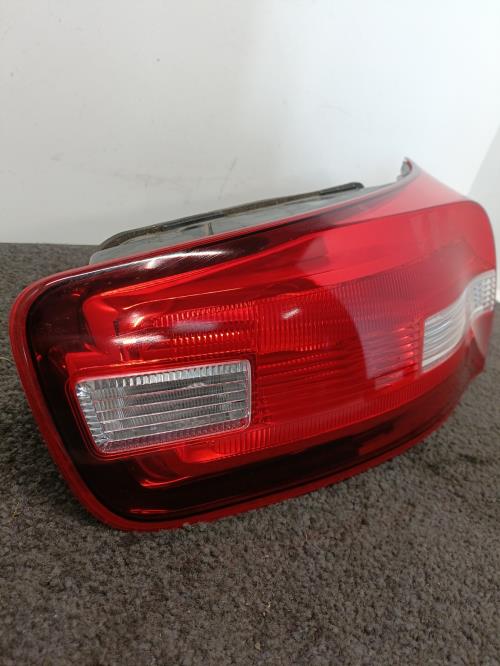 Image Feu arriere principal droit (feux) - CITROEN C4 PICASSO 2
