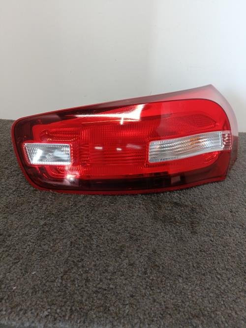 Image Feu arriere principal droit (feux) - CITROEN C4 PICASSO 2