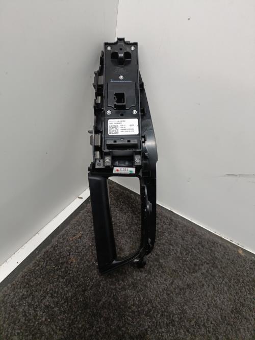 Image Interrupteur de leve vitre avant gauche - FORD FIESTA 6