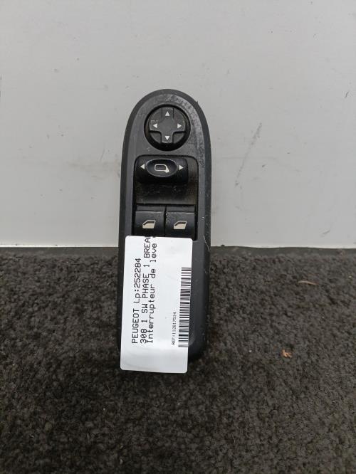 Image Interrupteur de leve vitre avant gauche - PEUGEOT 308 1 SW