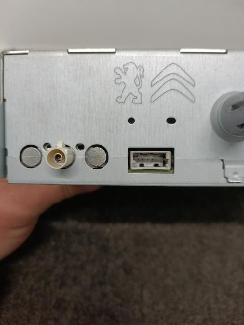 Image Autoradio d'origine - PEUGEOT 308 1