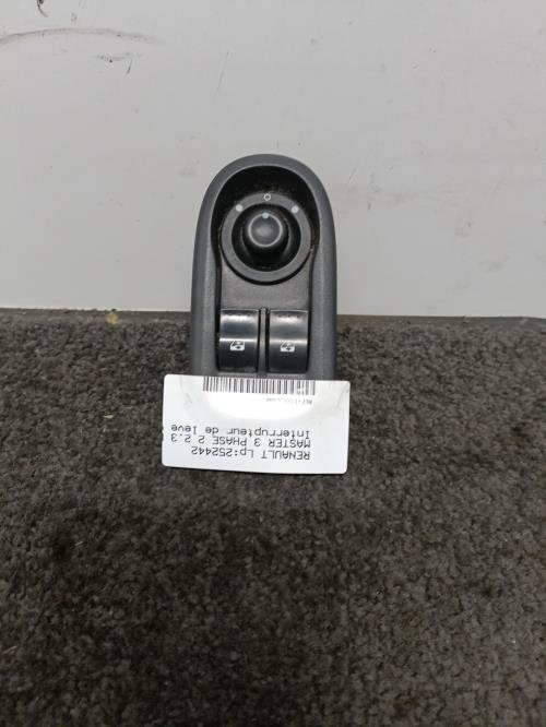 Image Interrupteur de leve vitre avant gauche - RENAULT MASTER 3