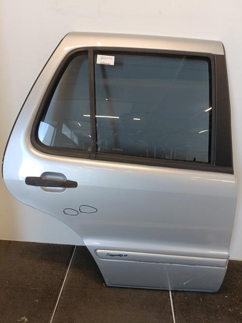 Image Porte arriere droit - MERCEDES CLASSE M 163