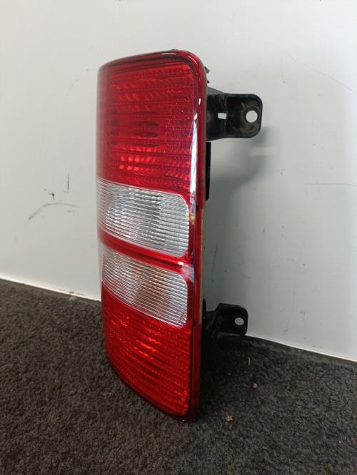 Image Feu arriere principal gauche (feux) - VOLKSWAGEN CADDY 3