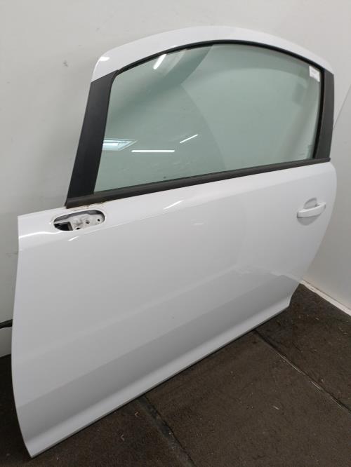Image Porte avant gauche - OPEL CORSA D