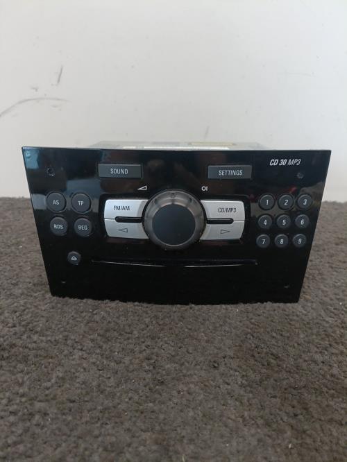 Image Autoradio d'origine - OPEL CORSA D