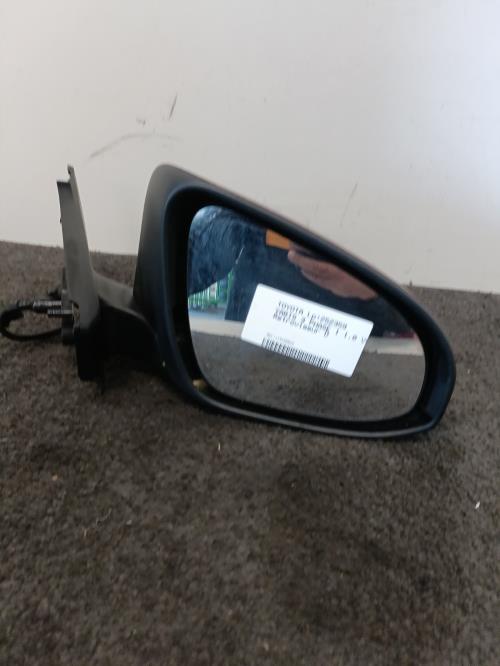Image Retroviseur droit - TOYOTA YARIS 3