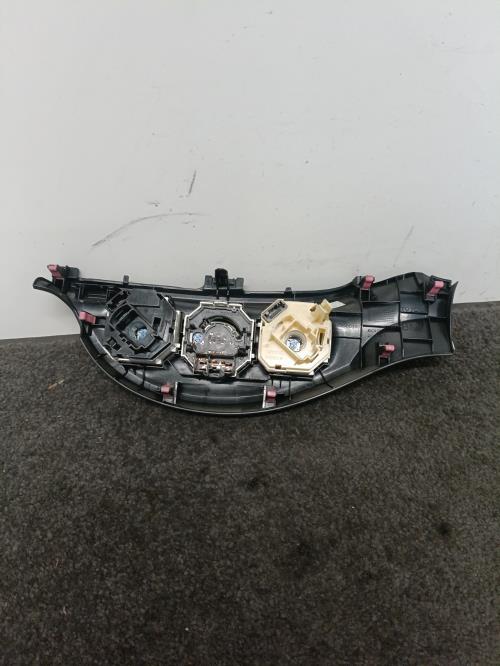 Image Commande chauffage - TOYOTA YARIS 3