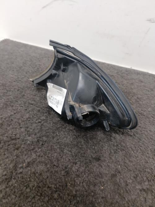 Image Optique avant secondaire droit (feux)(clignotant) - BMW SERIE 3 E46