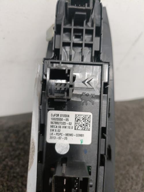 Image Interrupteur de leve vitre avant gauche - CITROEN C4 GRAND PICASSO 2