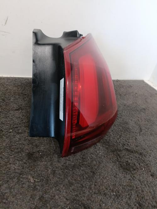 Image Feu arriere principal droit (feux) - PEUGEOT 2008 1