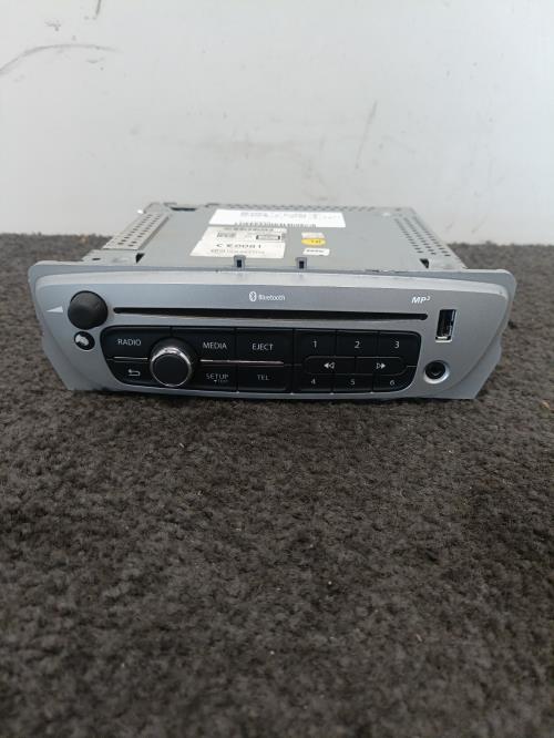Image Autoradio d'origine - RENAULT MEGANE 3