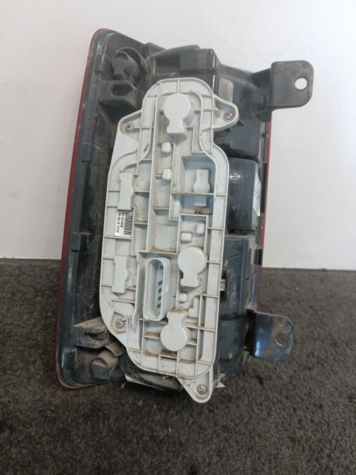 Image Feu arriere principal droit (feux) - VOLKSWAGEN CADDY 4