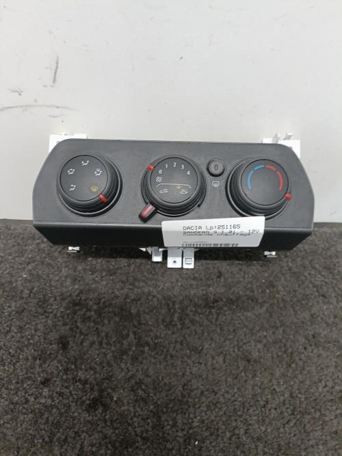 Image Commande chauffage - DACIA SANDERO 3