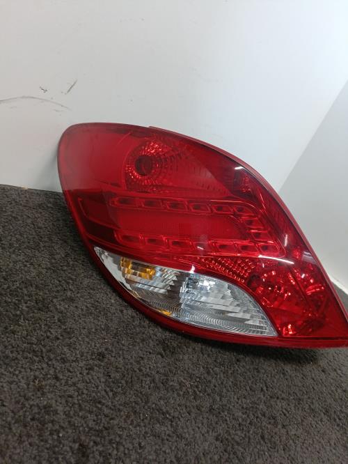 Image Feu arriere principal gauche (feux) - PEUGEOT 207
