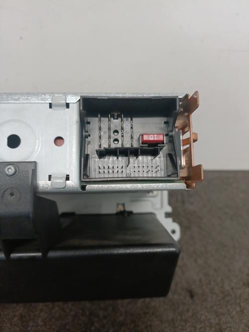Image Autoradio d'origine - VOLKSWAGEN POLO 5