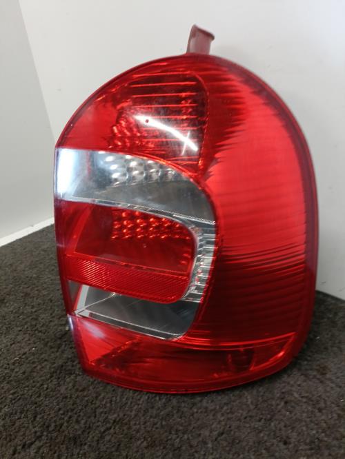 Image Feu arriere principal droit (feux) - RENAULT GRAND MODUS