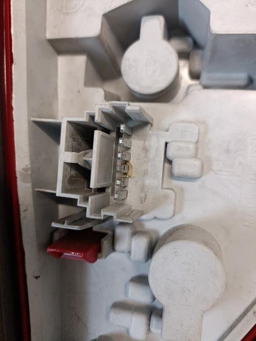 Image Feu arriere principal droit (feux) - RENAULT GRAND MODUS