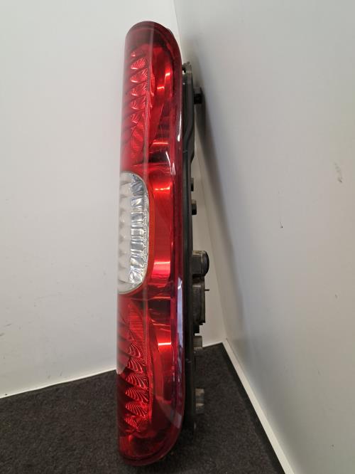 Image Feu arriere principal droit (feux) - FIAT DOBLO 1