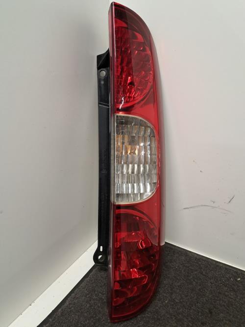 Image Feu arriere principal droit (feux) - FIAT DOBLO 1