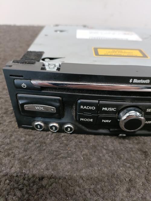 Image Autoradio d'origine - PEUGEOT 3008 1