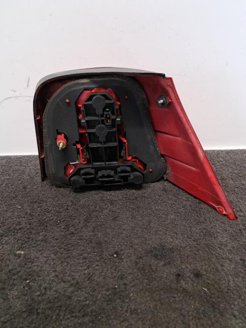 Image Feu arriere principal gauche (feux) - VOLKSWAGEN GOLF 4