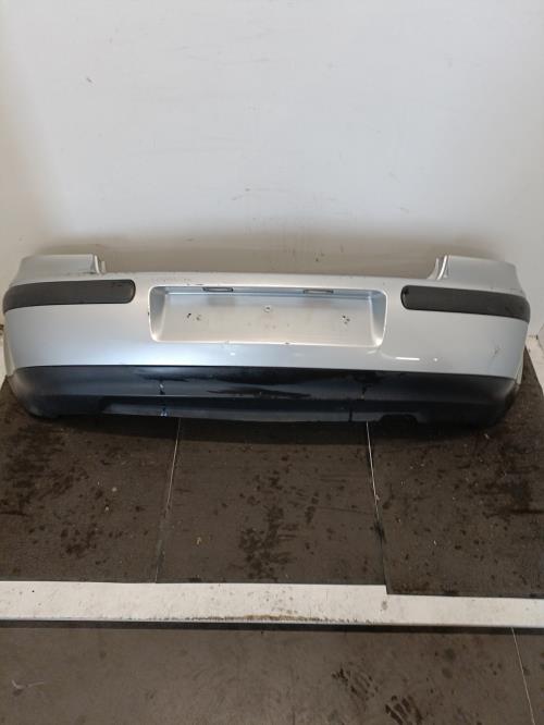 Image Pare choc arriere - VOLKSWAGEN GOLF 4