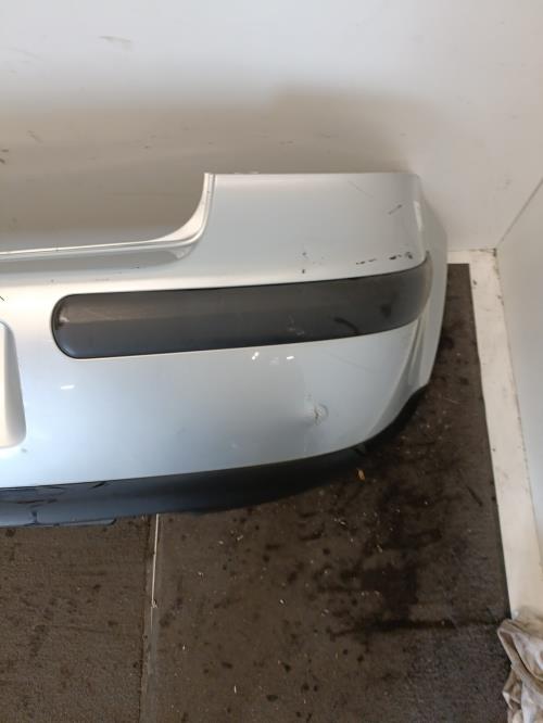 Image Pare choc arriere - VOLKSWAGEN GOLF 4