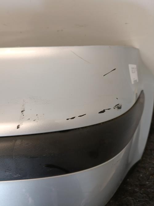 Image Pare choc arriere - VOLKSWAGEN GOLF 4