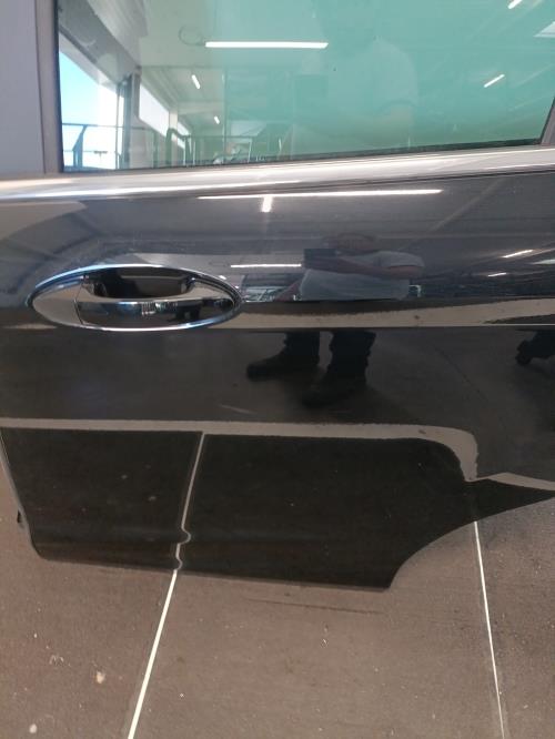 Image Porte laterale gauche - FORD B-MAX