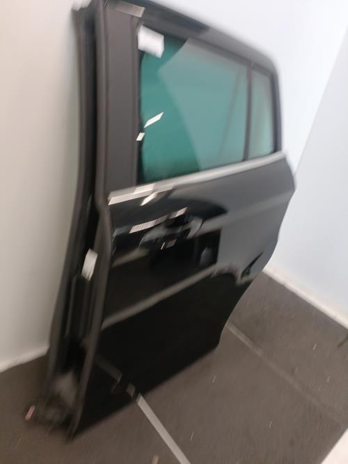 Image Porte laterale gauche - FORD B-MAX